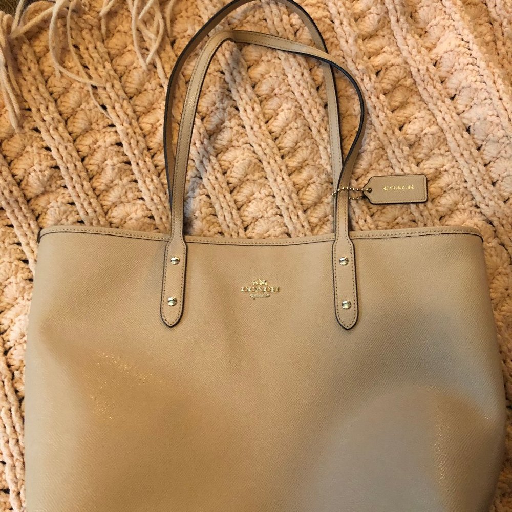 Coach tan leather tote bag